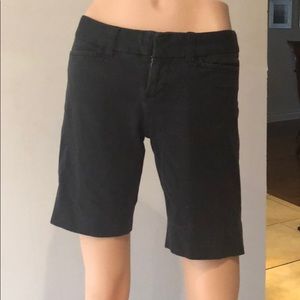 Gap black stretch shorts